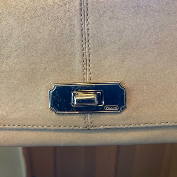 Coach Cream Envelope Slim Leather Wallet - Picture 2 of 6